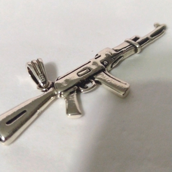 .925 Solid Sterling Silver Machine Gun Large Charm Necklace NWT - Picture 2 of 8